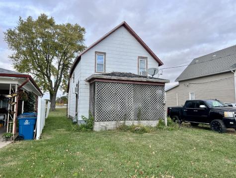 710 West Main Street Hoopeston IL 60942