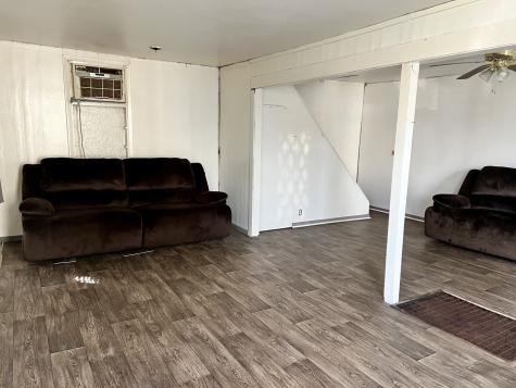 710 West Main Street Hoopeston IL 60942