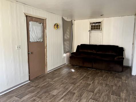 710 West Main Street Hoopeston IL 60942