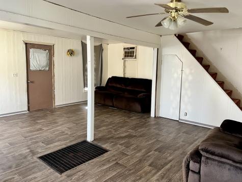 710 West Main Street Hoopeston IL 60942