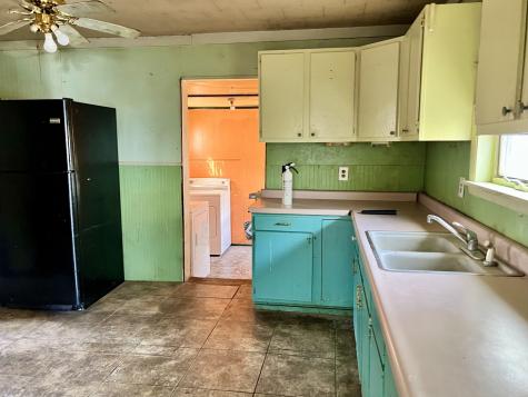 710 West Main Street Hoopeston IL 60942