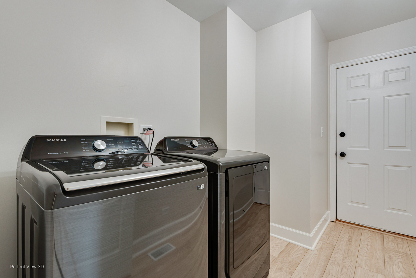 2723 Hillsboro Boulevard Aurora IL 60503