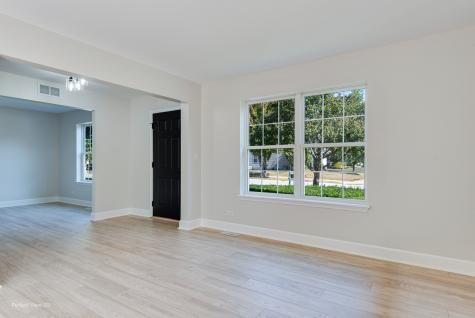 2723 Hillsboro Boulevard Aurora IL 60503