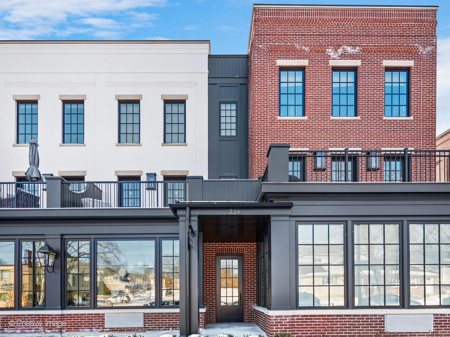 225 Burlington Avenue Clarendon Hills IL 60514