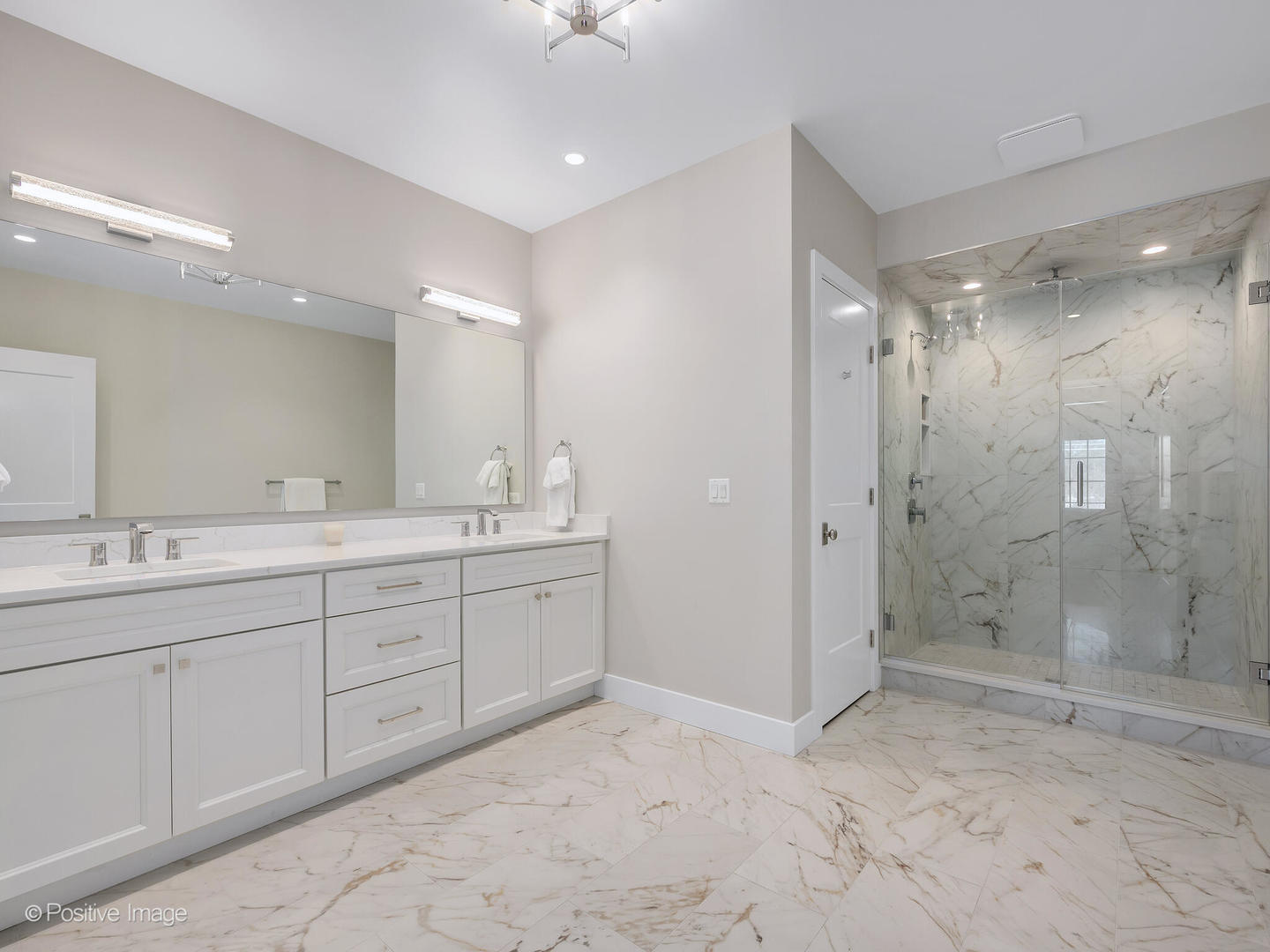 225 Burlington Avenue Clarendon Hills IL 60514