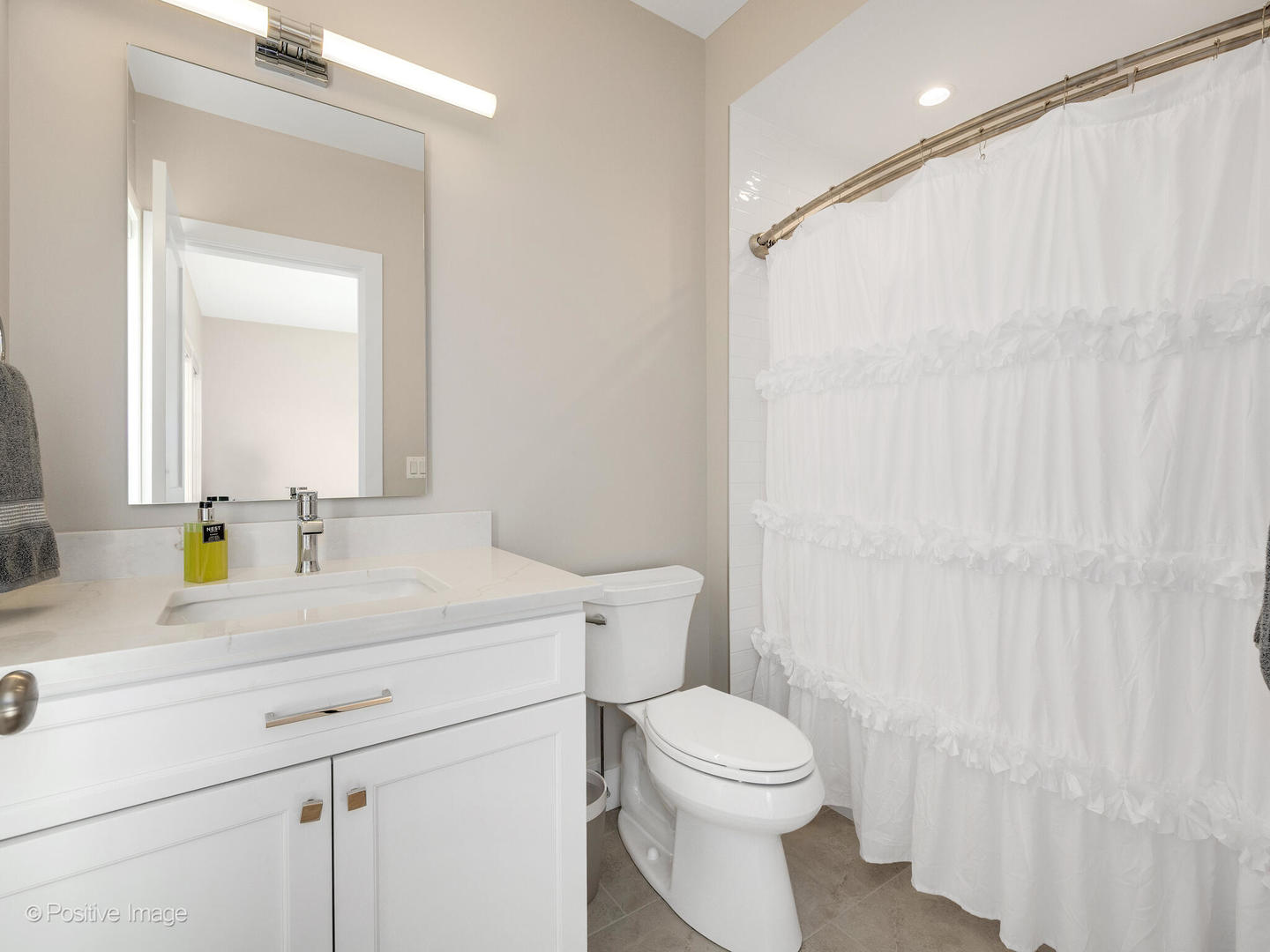 225 Burlington Avenue Clarendon Hills IL 60514