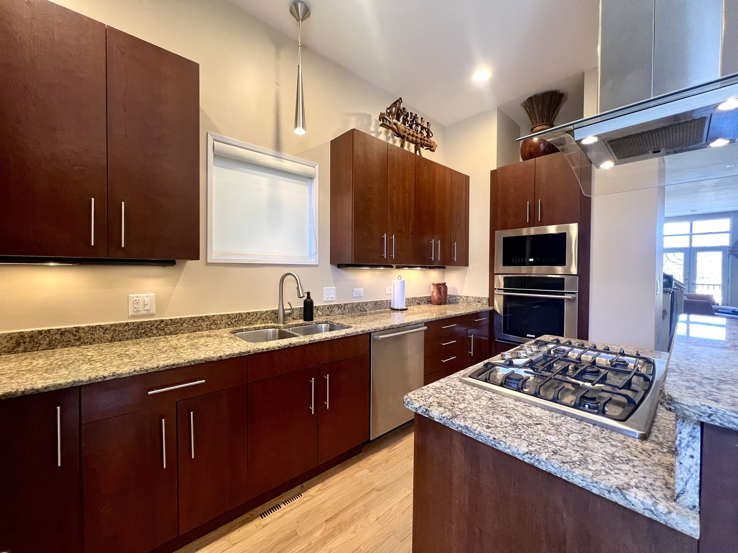 3211 South Rhodes Avenue Chicago IL 60616