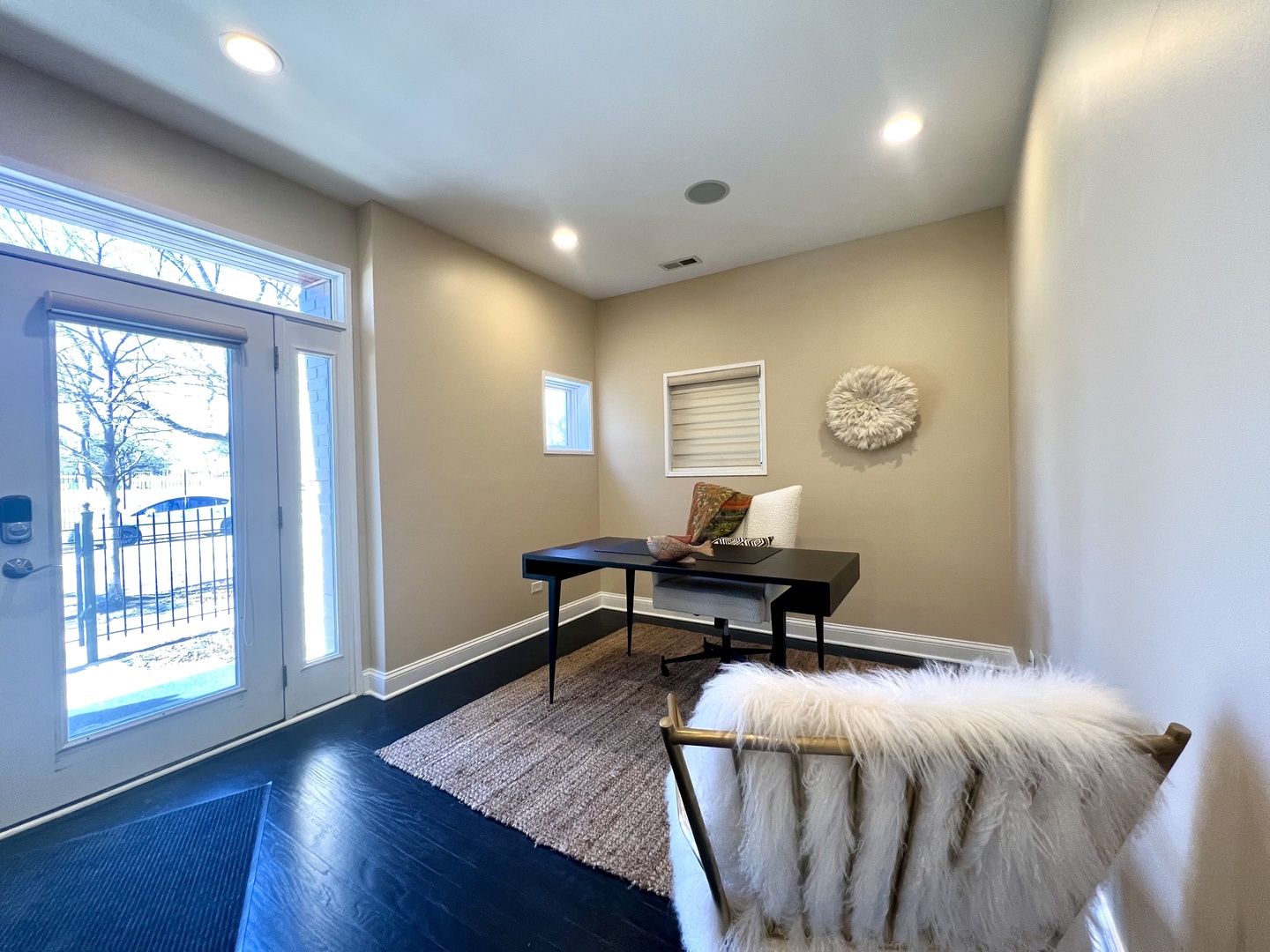 3211 South Rhodes Avenue Chicago IL 60616