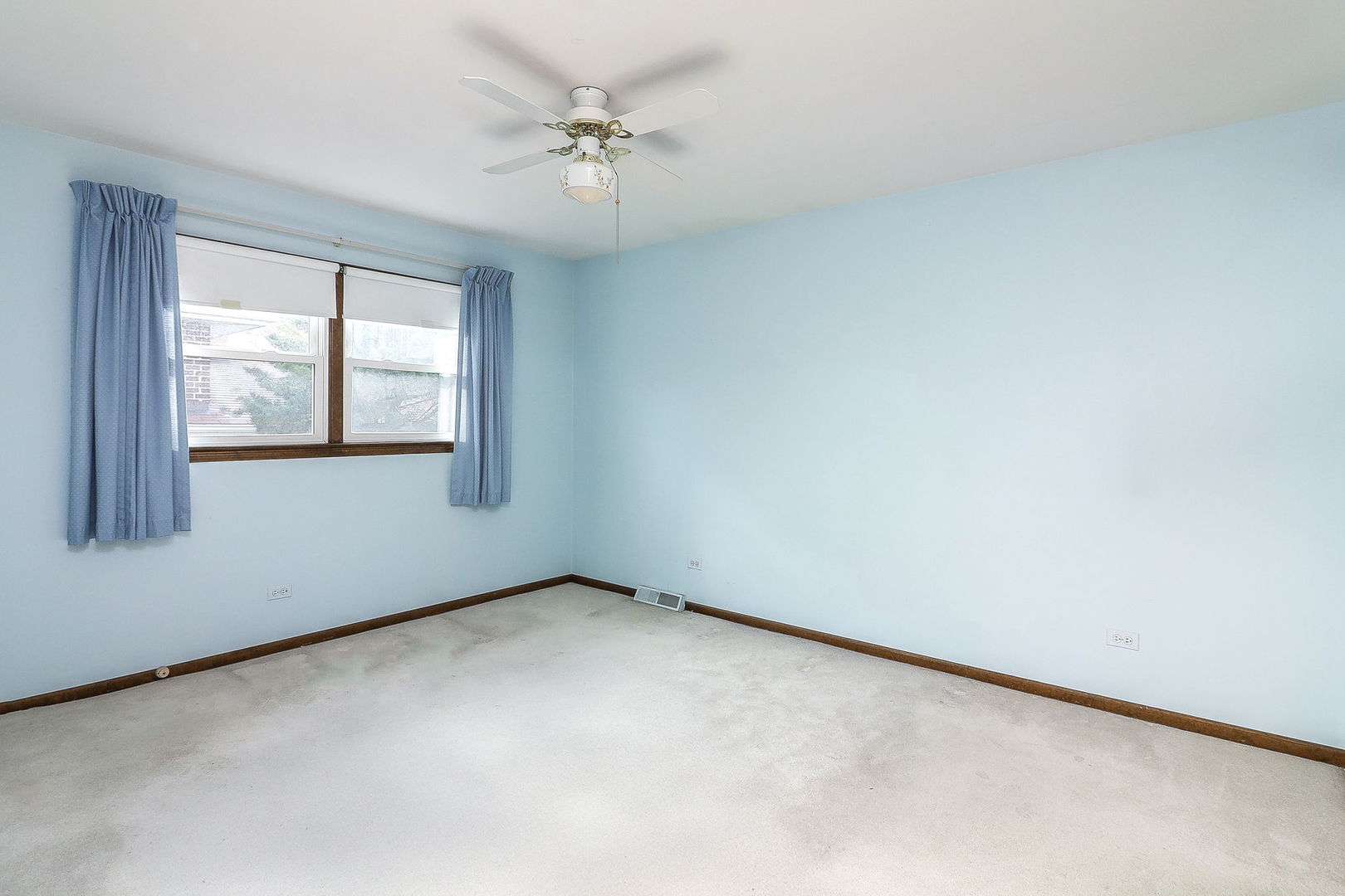 7213 Emerson Drive Darien IL 60561