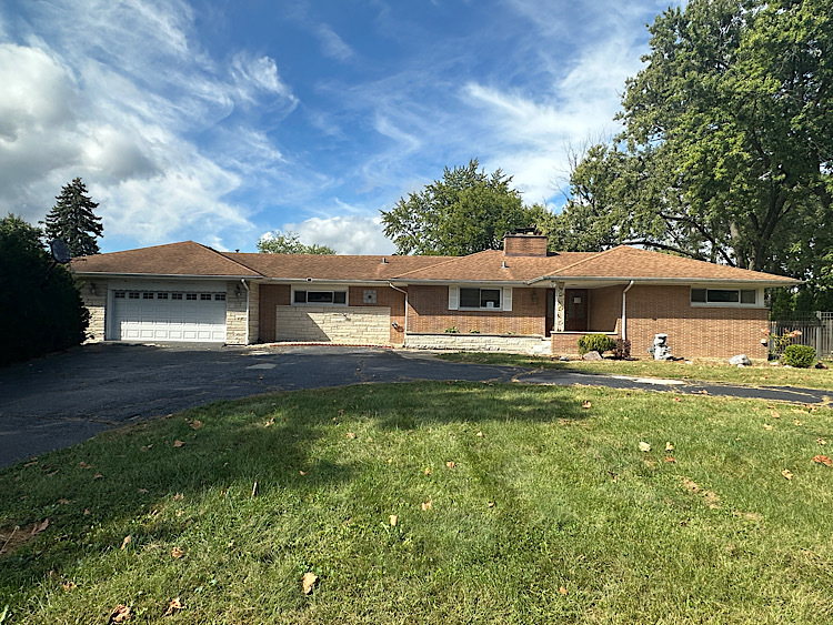 7216 Leonard Drive Darien IL 60561
