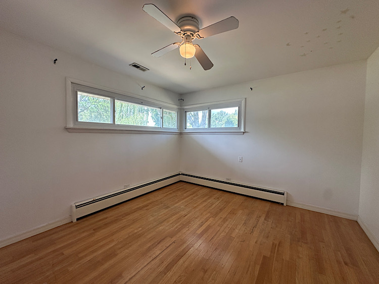 7216 Leonard Drive Darien IL 60561