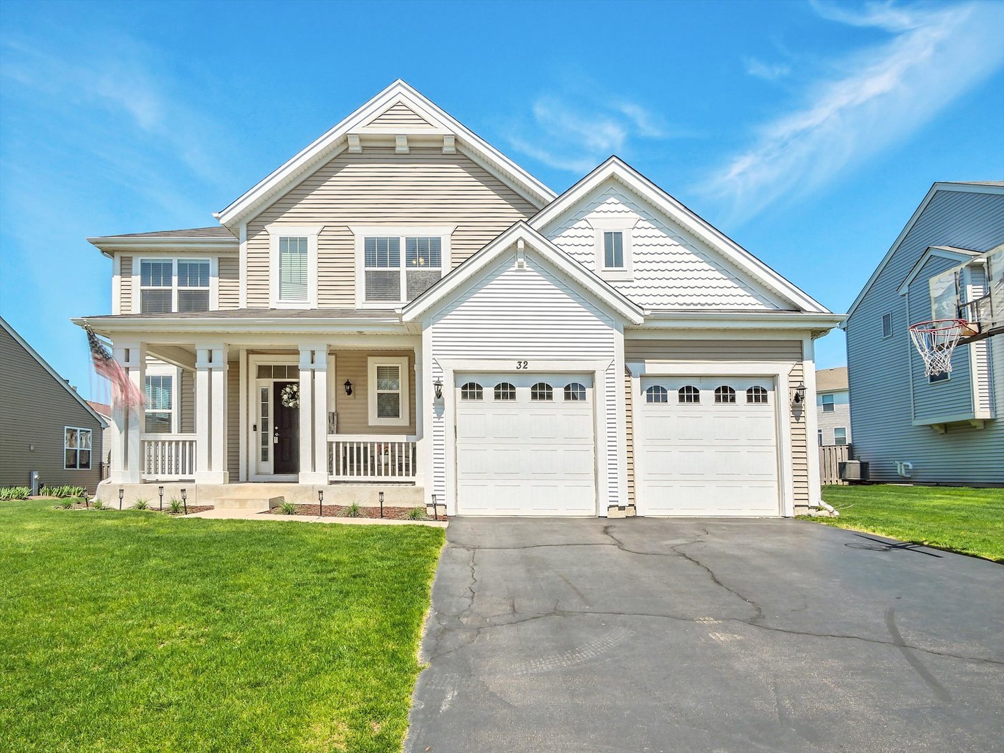 32 Catamaran Circle Pingree Grove IL 60140