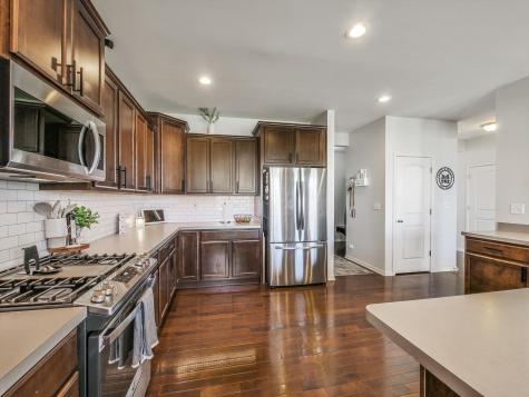 32 Catamaran Circle Pingree Grove IL 60140