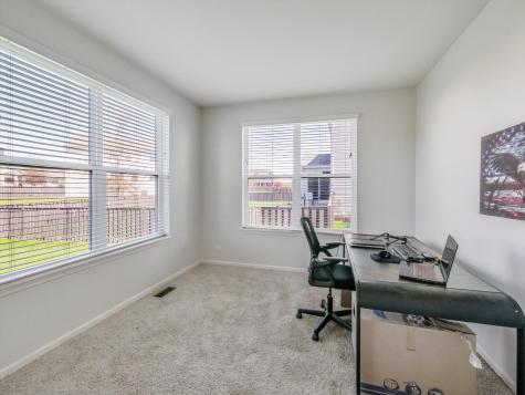 32 Catamaran Circle Pingree Grove IL 60140