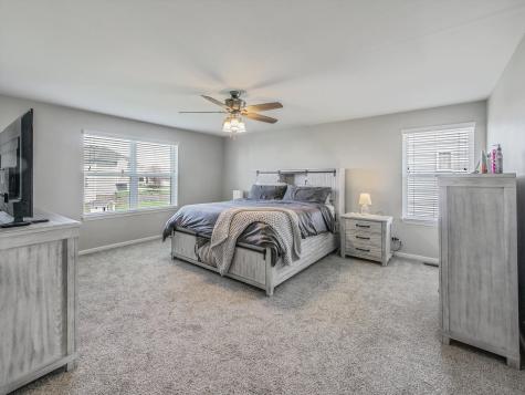 32 Catamaran Circle Pingree Grove IL 60140