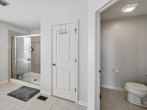 32 Catamaran Circle Pingree Grove IL 60140