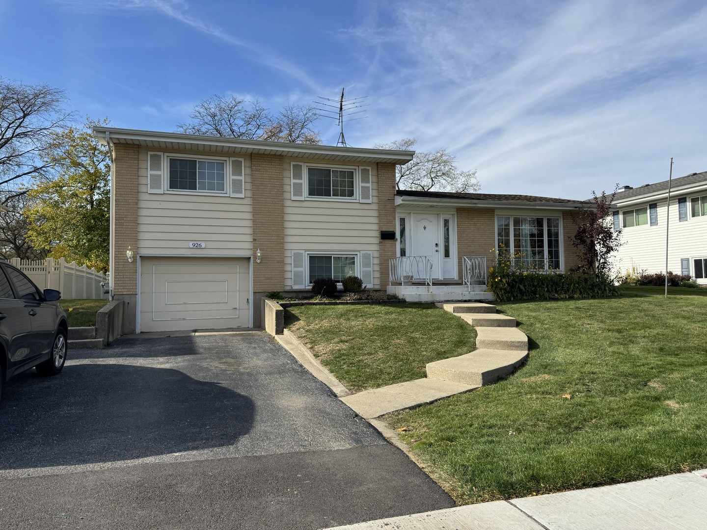 926 Cherry Lane Lombard IL 60148