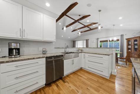 9143 West 92 Street Hickory Hills IL 60457