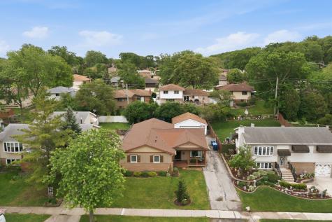 9143 West 92 Street Hickory Hills IL 60457