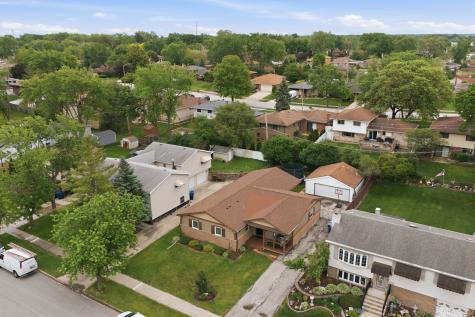 9143 West 92 Street Hickory Hills IL 60457