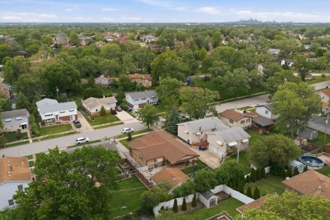 9143 West 92 Street Hickory Hills IL 60457