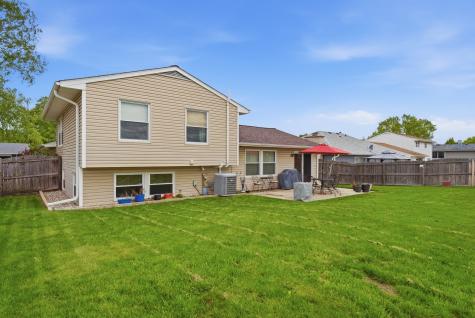 1375 Borden Drive Elgin IL 60120