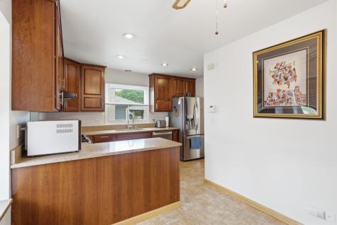 1375 Borden Drive Elgin IL 60120