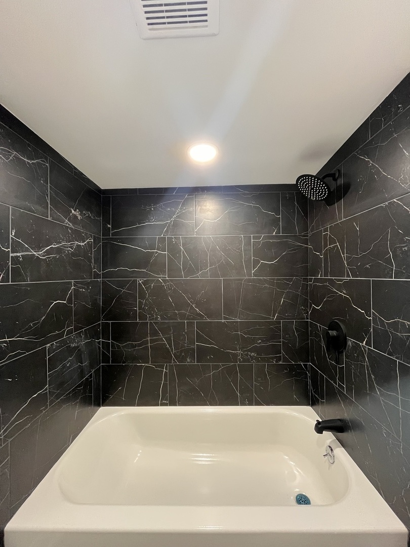 8822 South Wood Street Chicago IL 60620