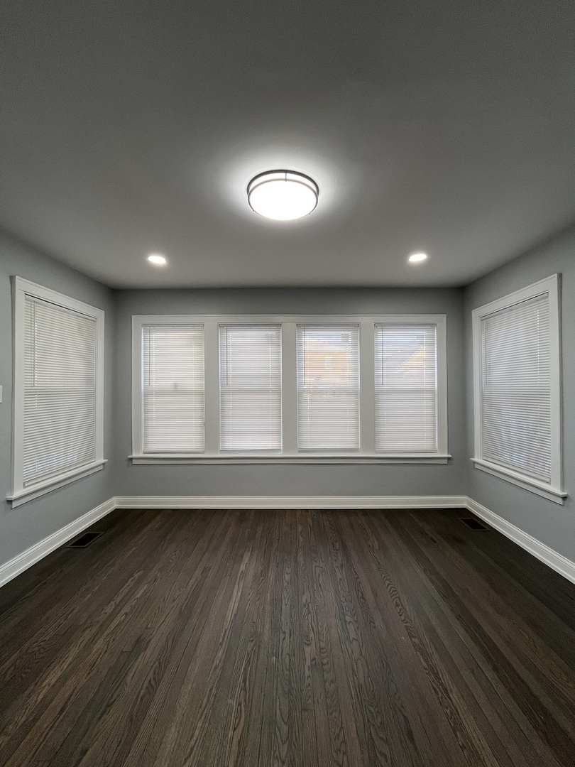 8822 South Wood Street Chicago IL 60620