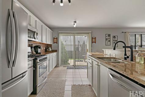 346 Prairie Mist Drive Round Lake IL 60073