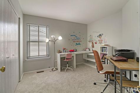 346 Prairie Mist Drive Round Lake IL 60073
