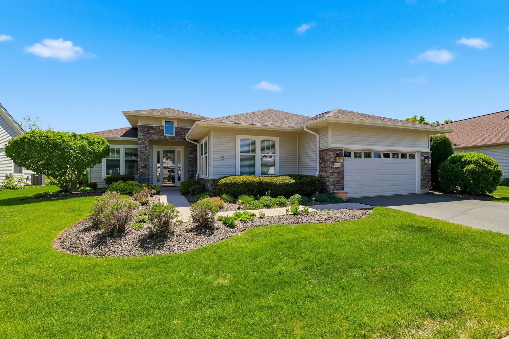 13021 Brookwood Drive Huntley IL 60142