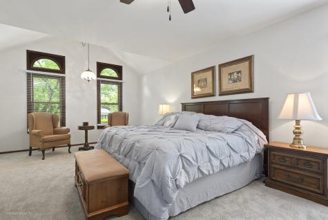 800 Manchester Street Naperville IL 60563