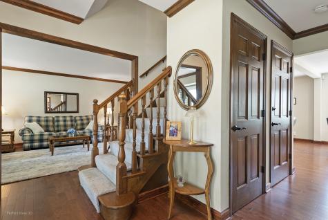 800 Manchester Street Naperville IL 60563
