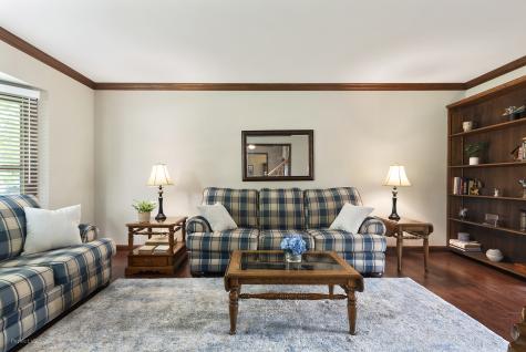 800 Manchester Street Naperville IL 60563