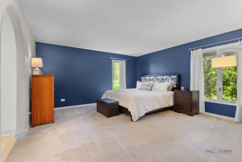 2 Acorn Drive Hawthorn Woods IL 60047