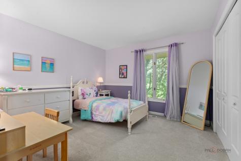 2 Acorn Drive Hawthorn Woods IL 60047