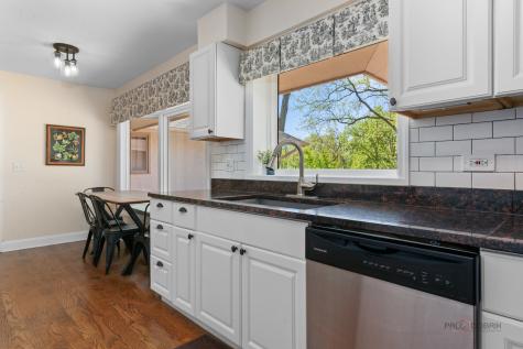 2 Acorn Drive Hawthorn Woods IL 60047