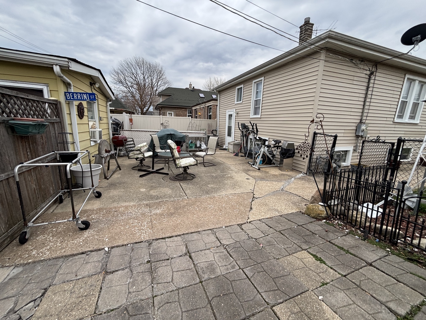 2340 Krueger Street Blue Island IL 60406