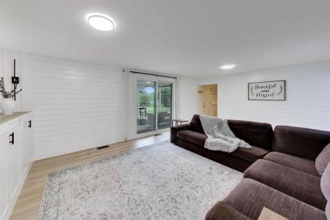 2S550 Gray Avenue Lombard IL 60148