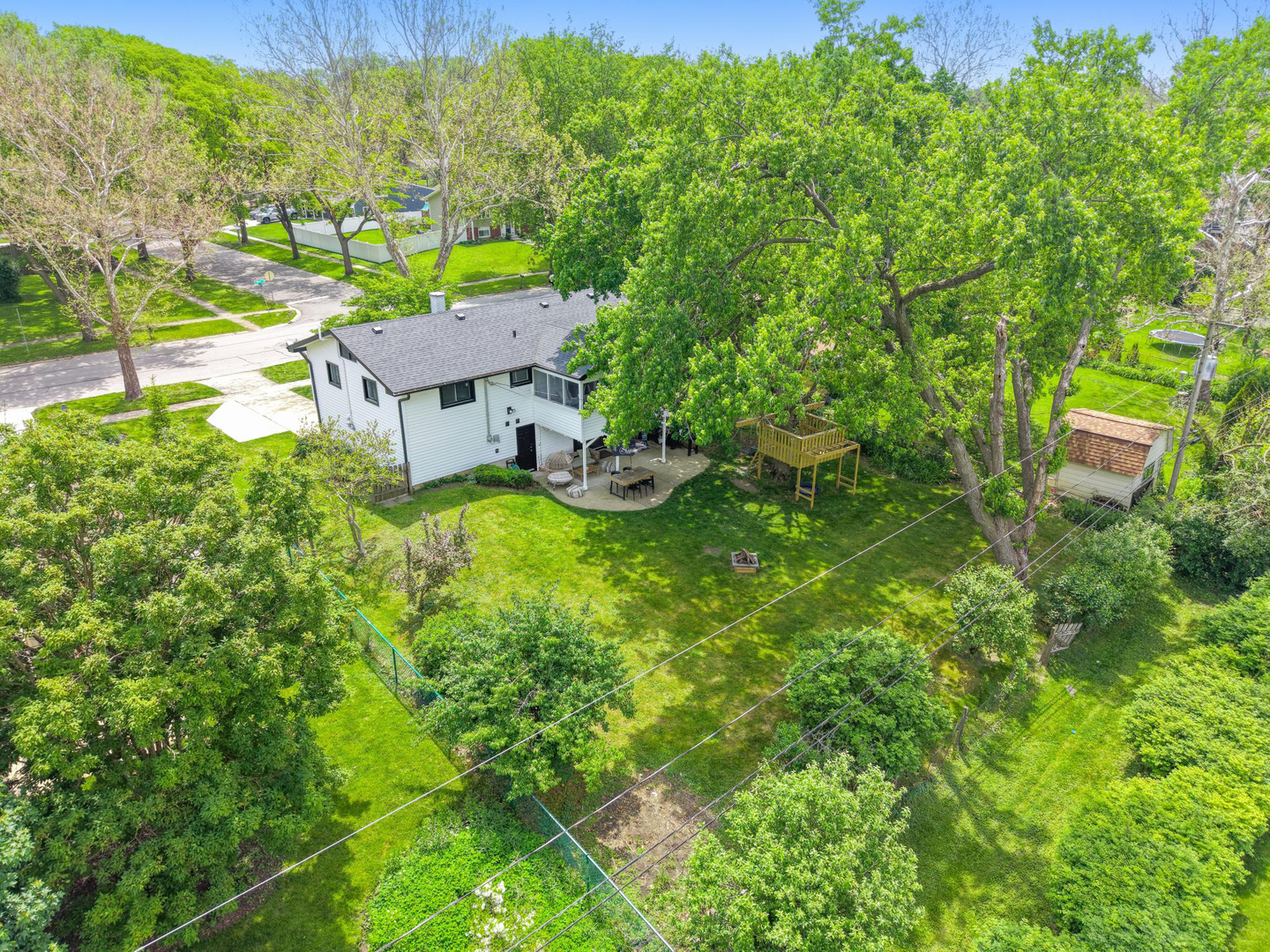 2S550 Gray Avenue Lombard IL 60148