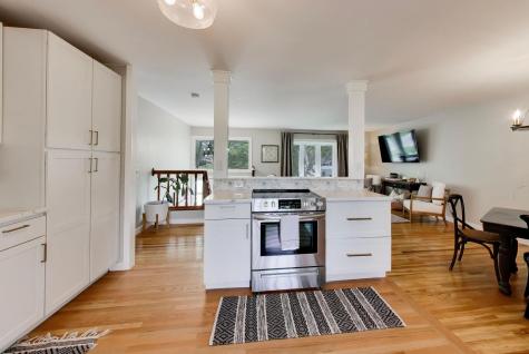 2S550 Gray Avenue Lombard IL 60148