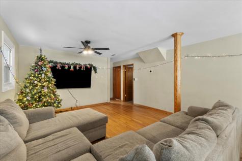 9341 South 82nd Avenue Hickory Hills IL 60457