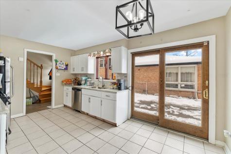 9341 South 82nd Avenue Hickory Hills IL 60457