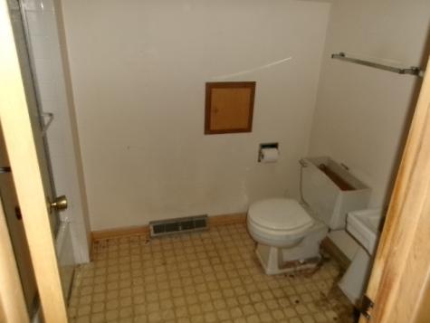 607 North Fleming Road Woodstock IL 60098
