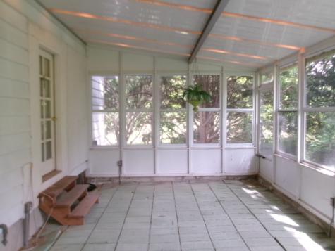 607 North Fleming Road Woodstock IL 60098