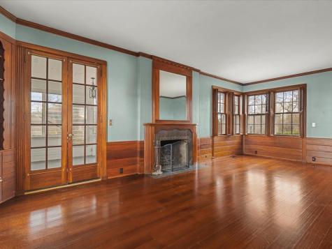 2014 Glenview Road Rockford IL 61107