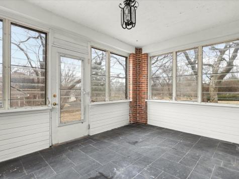 2014 Glenview Road Rockford IL 61107