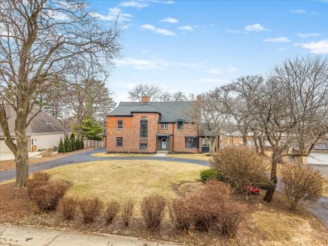 2014 Glenview Road Rockford IL 61107