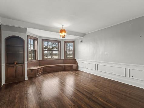 2014 Glenview Road Rockford IL 61107